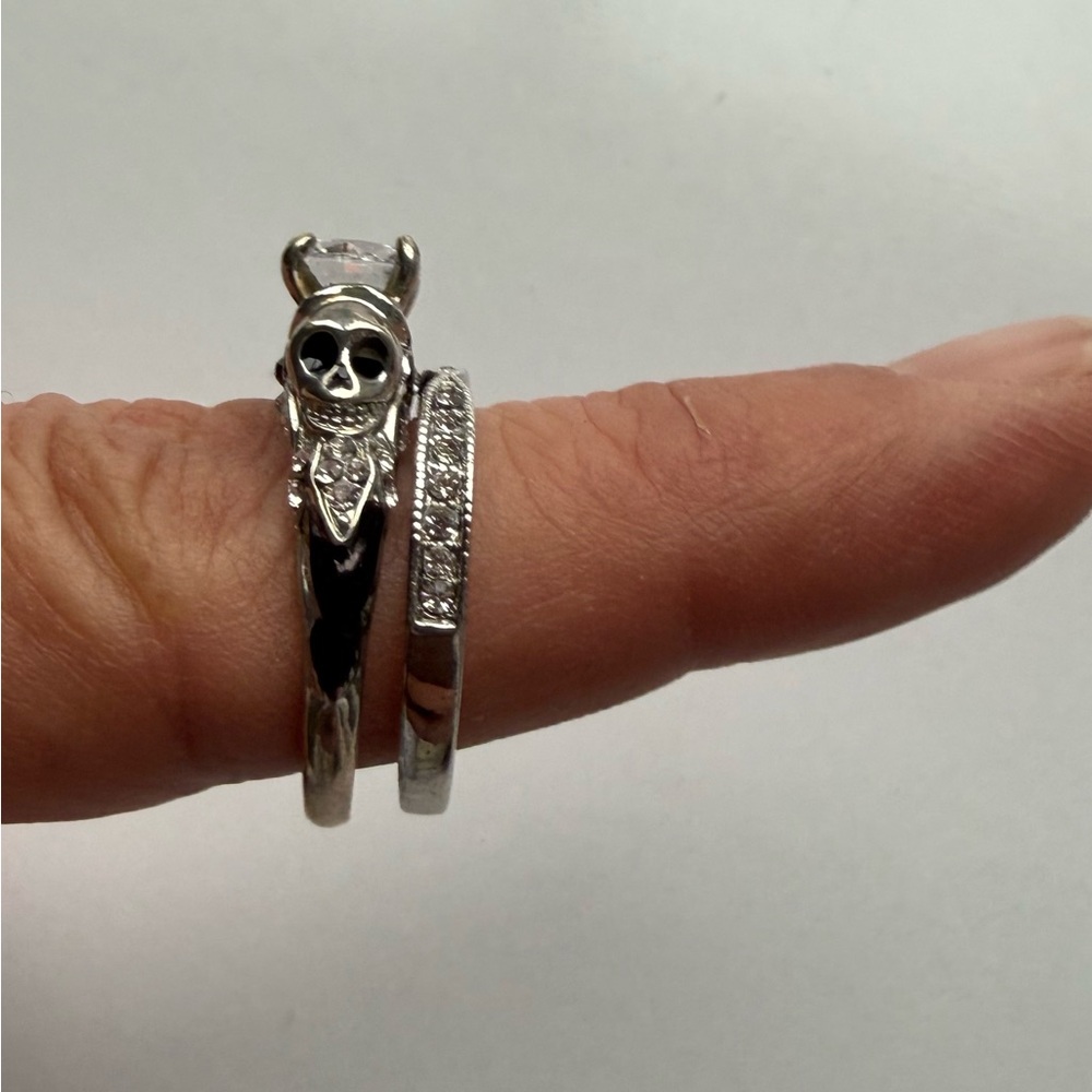 Silver Skull Ring Set